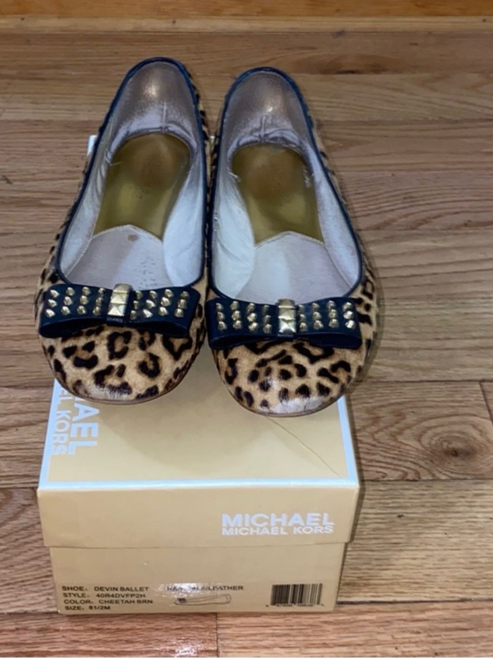 Michael Kors Devin Ballet Flats Leopard Calf Hair Studded Bow Size 8.5 w/ Box